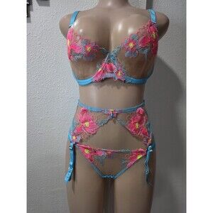 Honey Birdette